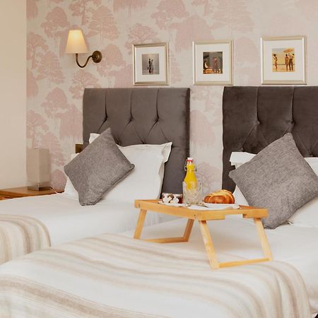 Fox And Goat Hotel Waterstock Bagian luar foto