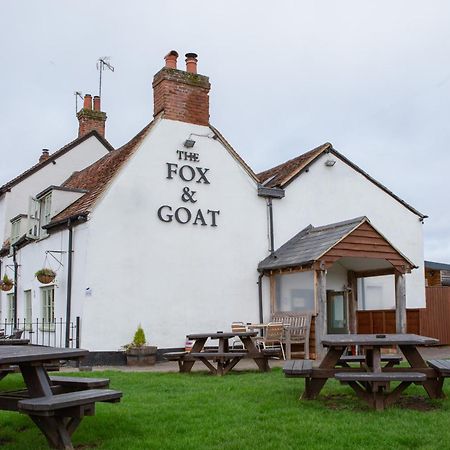 Fox And Goat Hotel Waterstock Bagian luar foto