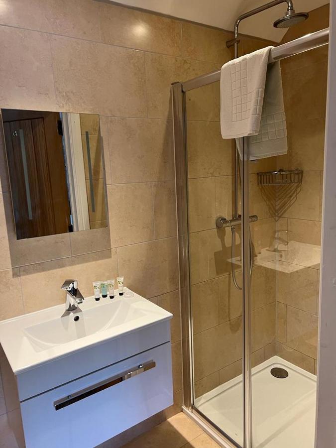 Fox And Goat Hotel Waterstock Bagian luar foto